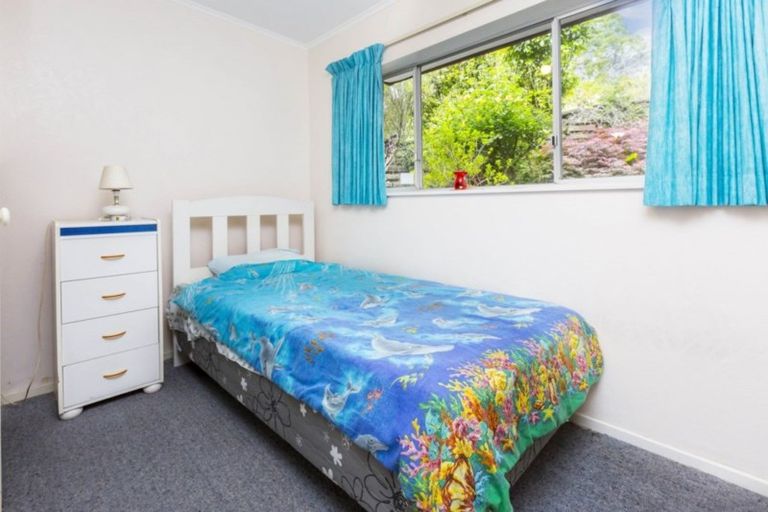 Photo of property in 61 Blue Mountains Road, Pinehaven, Upper Hutt, 5019