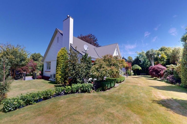 Photo of property in 16 Melcombe Street, Tinwald, Ashburton, 7700