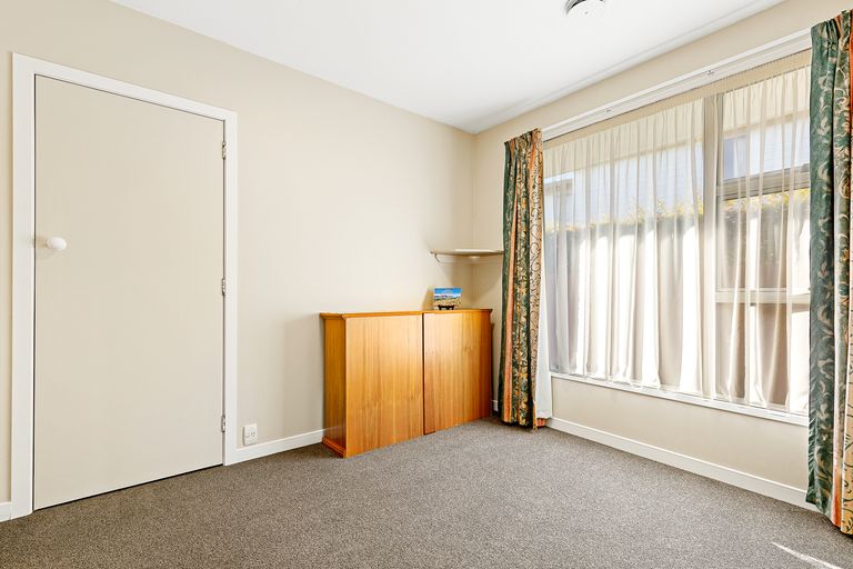 Photo of property in 20 Oldham Crescent, Halswell, Christchurch, 8025