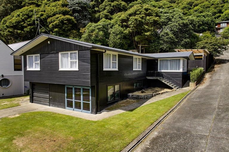 Photo of property in 39 Cleary Street, Waterloo, Lower Hutt, 5011