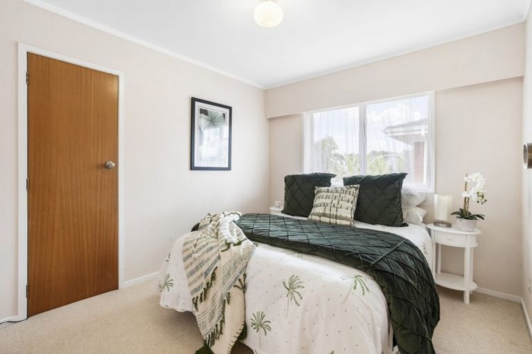 Photo of property in 91a Kiwi Esplanade, Mangere Bridge, Auckland, 2022