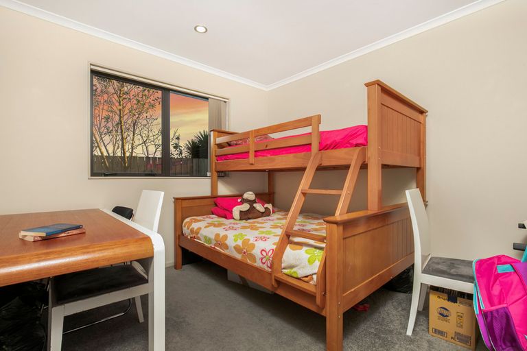 Photo of property in 5a Tiari Place, Mangere East, Auckland, 2024