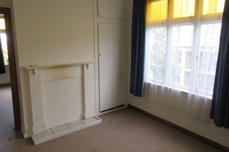 Photo of property in 16 Harris Street, Waimate, 7924