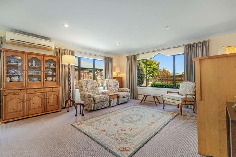 Photo of property in 15 Norfolk Drive, Cambridge, 3434