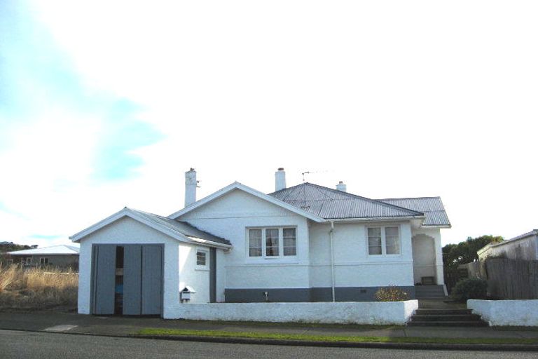 Photo of property in 13 Burrows Street, Bluff, 9814