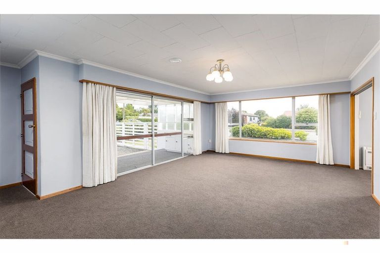 Photo of property in 11 Coronation Street, Waimate, 7924