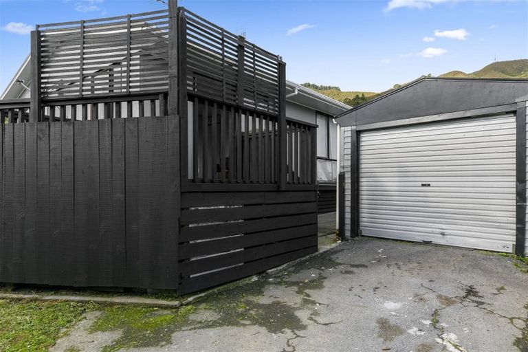 Photo of property in 2/101 Wilkie Crescent, Naenae, Lower Hutt, 5011