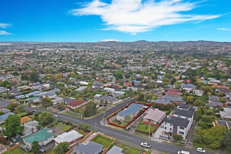 Property details for 11 Gilliam Street, New Lynn, Auckland, 0600