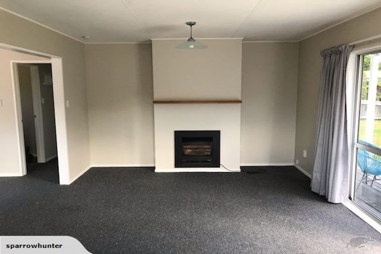 Photo of property in 6 Aratika Crescent, Otaki, 5512