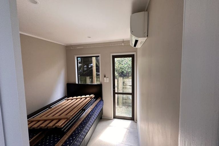 Photo of property in 39 Eugenia Rise, Totara Heights, Auckland, 2105