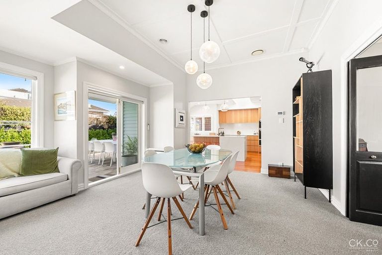 Photo of property in 49 Penrose Street, Woburn, Lower Hutt, 5010