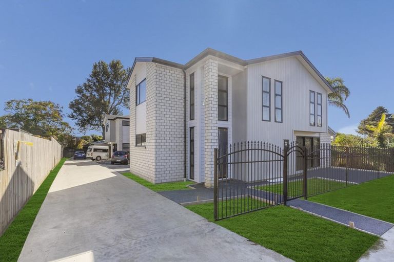 Photo of property in 2 Puriri Road, Manurewa, Auckland, 2102