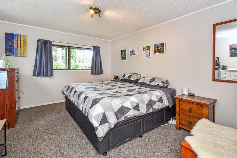 Photo of property in 26 Oakmont Place, Wattle Downs, Auckland, 2103