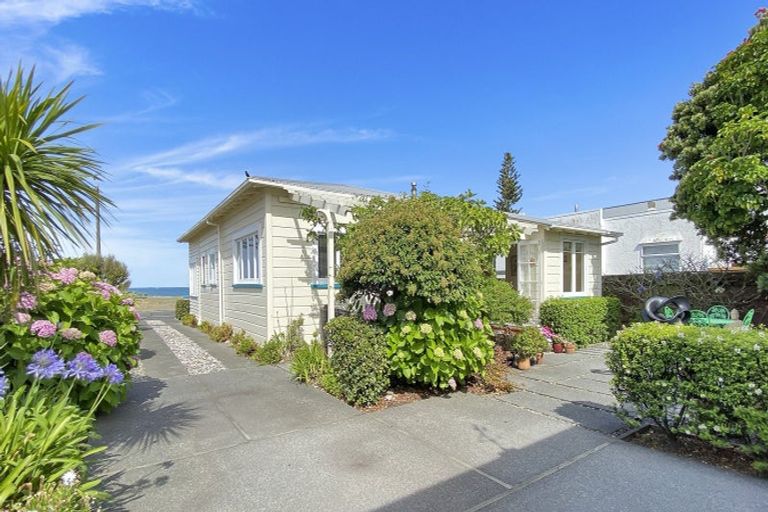 Photo of property in 36 The Esplanade, Westshore, Napier, 4110