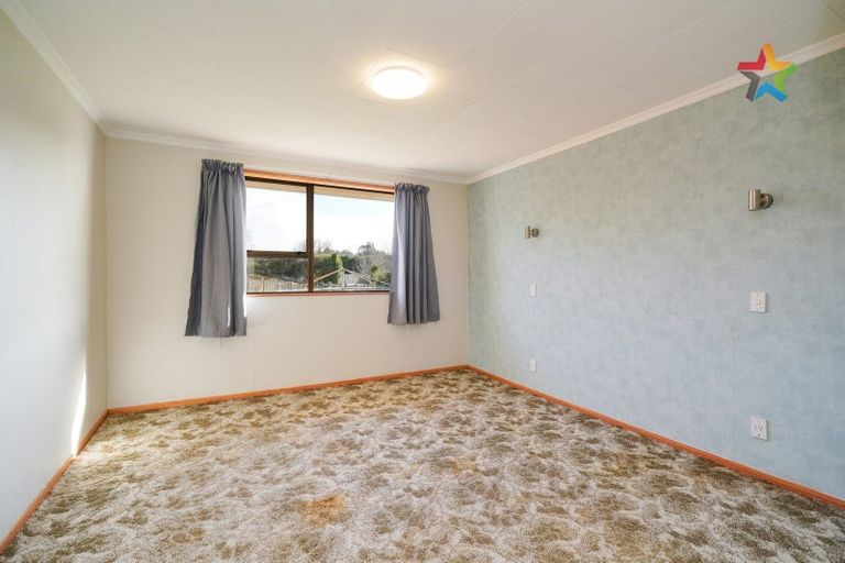 Photo of property in 220 Bay Road, West Plains, Invercargill, 9879