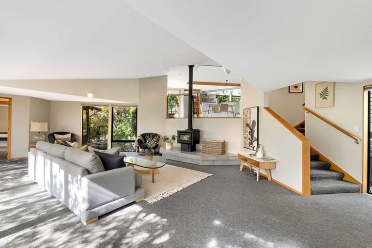 Photo of property in 887 Cashmere Road, Halswell, Christchurch, 8025