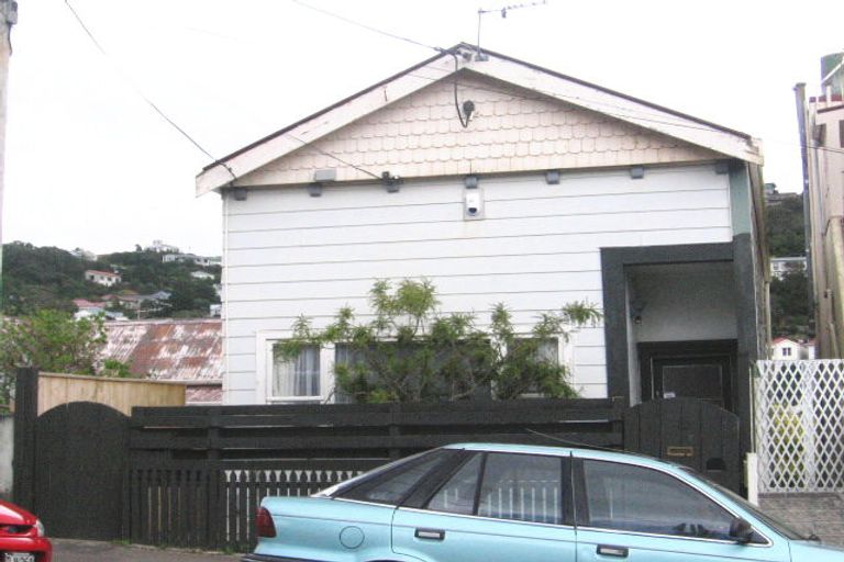 Photo of property in 10 Harrison Street, Brooklyn, Wellington, 6021