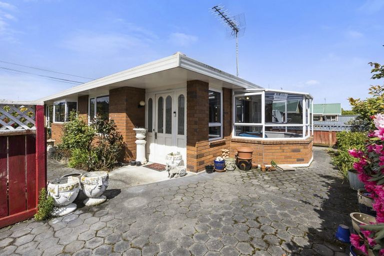 Photo of property in 1 Victoria Street, Mosgiel, 9024