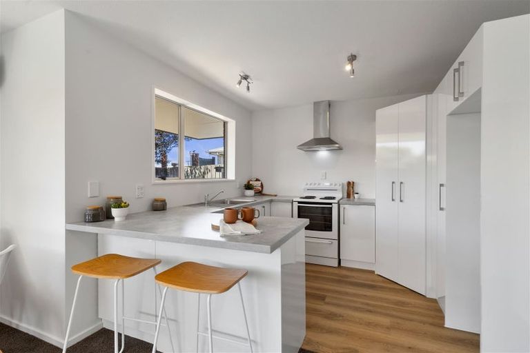 Photo of property in 3/200 Wainoni Road, Avondale, Christchurch, 8061