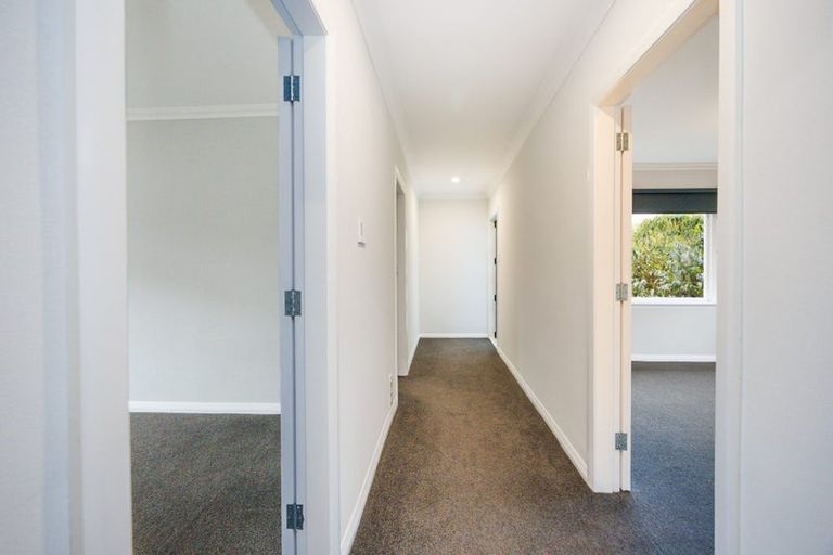 Photo of property in 7 Stirling Crescent, Hokowhitu, Palmerston North, 4410