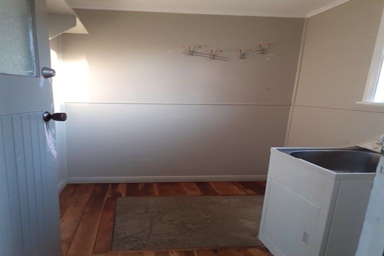 Photo of property in 39 Kenney Crescent, Fairfield, Hamilton, 3214