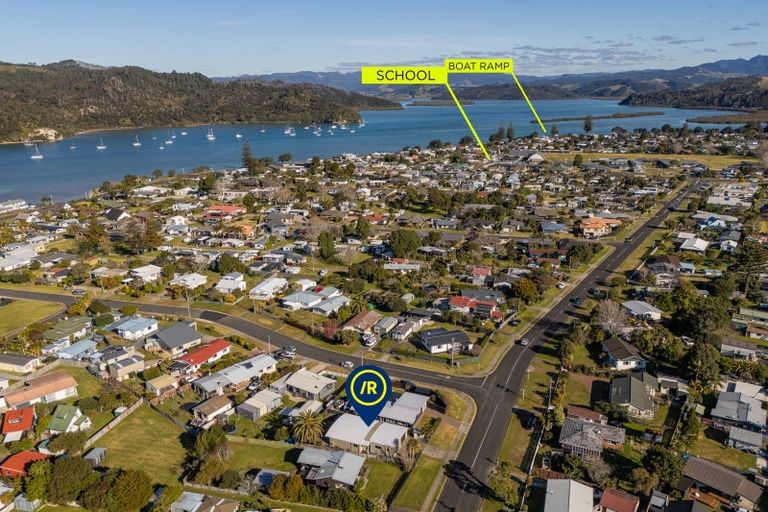 Photo of property in 51a Cook Drive, Whitianga, 3510