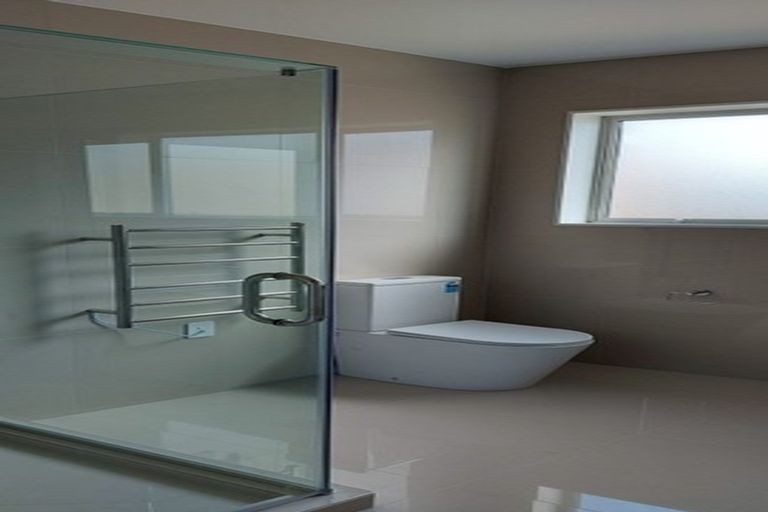 Photo of property in 8 Barrique Road, Kumeu, 0810