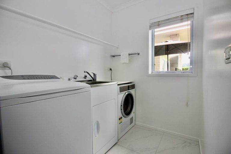 Photo of property in 76 Leeward Drive, Whitianga, 3510