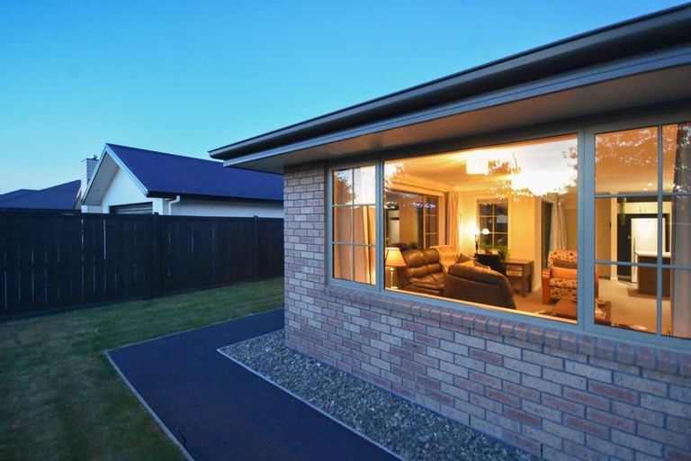 Photo of property in 42 Hagart-alexander Drive, Mosgiel, 9024