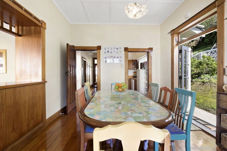 Photo of property in 37 Karepa Street, Brooklyn, Wellington, 6021