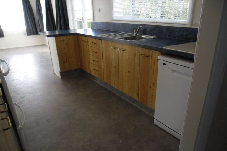 Photo of property in 1028 Hood Street, Mayfair, Hastings, 4122