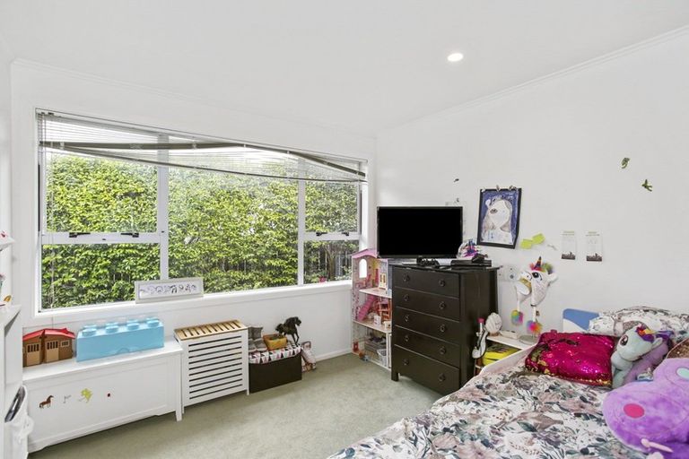 Photo of property in 132 Coxhead Road, Wattle Downs, Auckland, 2103