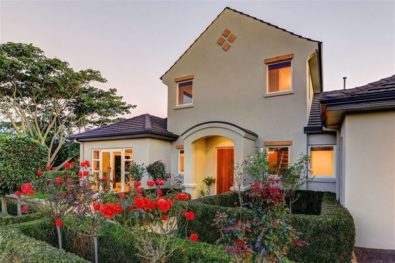 Photo of property in 10 Takapu Place, Huntington, Hamilton, 3210