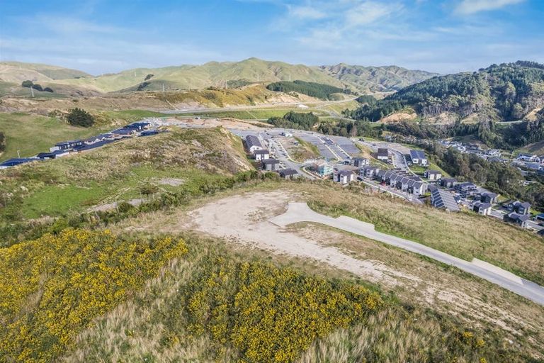 Photo of property in 13 Stunsail Lane, Whitby, Porirua, 5024