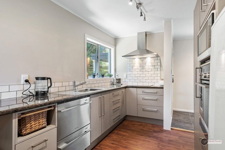 Photo of property in 2/137 Park Road, Belmont, Lower Hutt, 5010