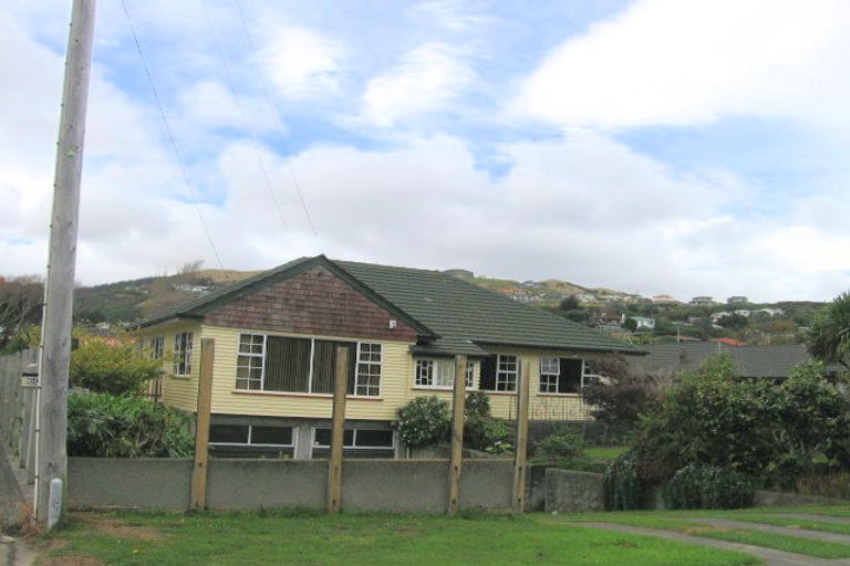 Photo of property in 58 Oxford Street, Tawa, Wellington, 5028
