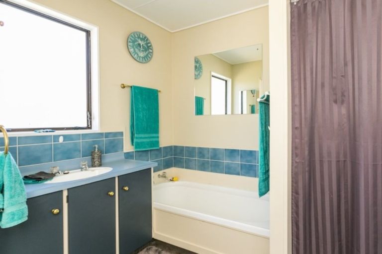 Photo of property in 177 Flaxmere Avenue, Flaxmere, Hastings, 4120