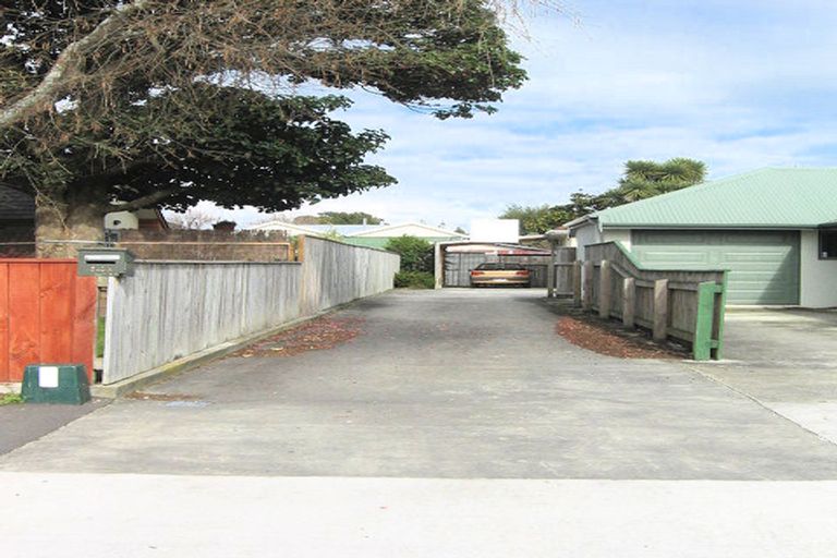 Photo of property in 42a South Street, West End, Palmerston North, 4410