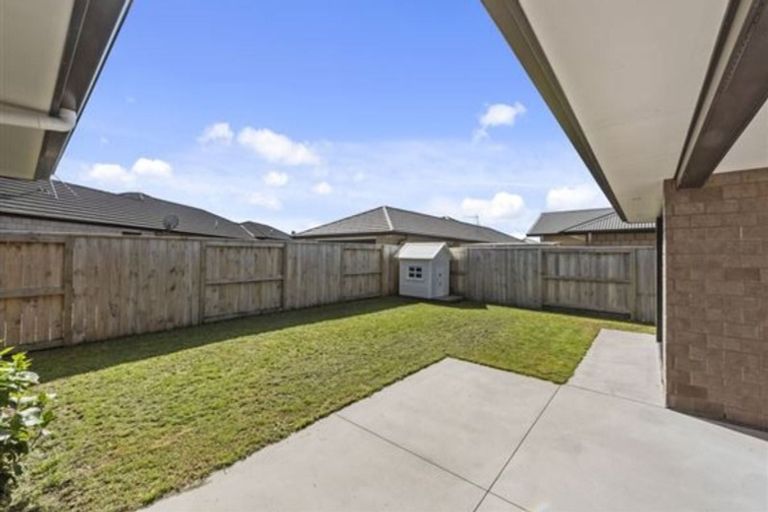 Photo of property in 8 Hebe Crescent, Papamoa Beach, Papamoa, 3118