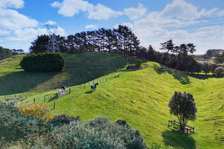 Photo of property in 141 Te Hapua Road, Te Horo, Otaki, 5581