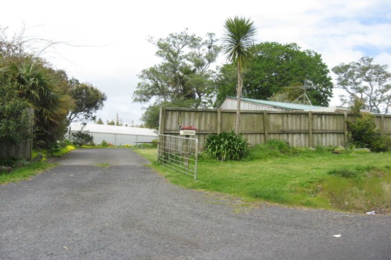 Photo of property in 21 Puke Road, Kumeu, 0891