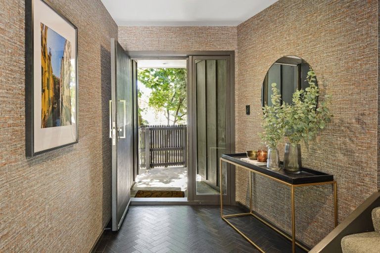 Photo of property in 2 Wedgewood Avenue, Cashmere, Christchurch, 8022