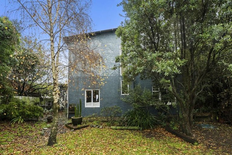 Photo of property in 16 Falla Street, Paraparaumu Beach, Paraparaumu, 5032