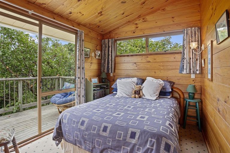 Photo of property in 9 Tirinui Crescent, Tairua, 3508