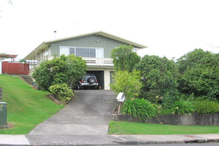 Photo of property in 21 Nandana Drive, Glen Eden, Auckland, 0602