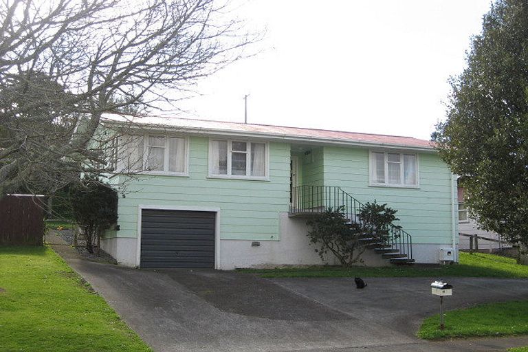 Photo of property in 10 Regent Place, Blagdon, New Plymouth, 4310