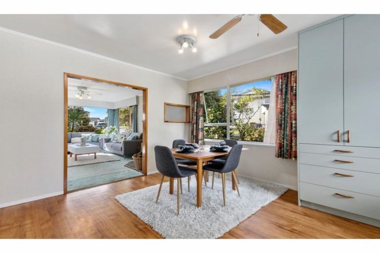 Photo of property in 18 Carina Crescent, Torbay, Auckland, 0630