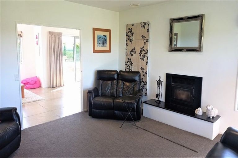 Photo of property in 317c Mount Biggs Road, Halcombe, Feilding, 4779