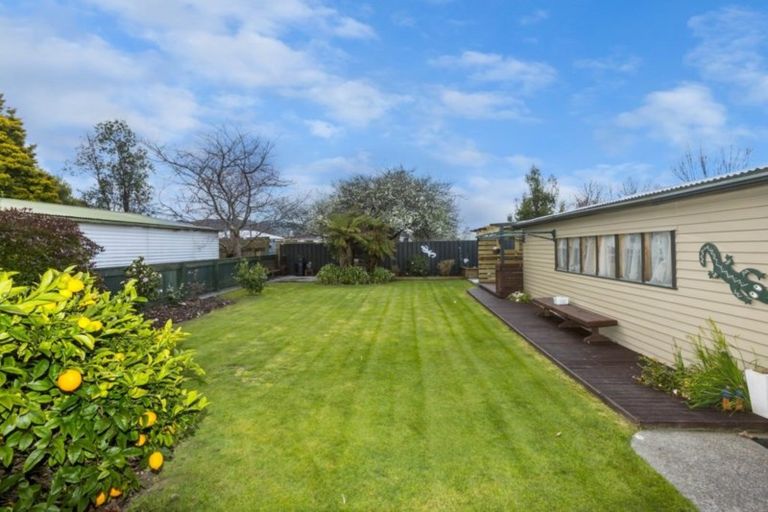 Photo of property in 60 Brentwood Street, Trentham, Upper Hutt, 5018