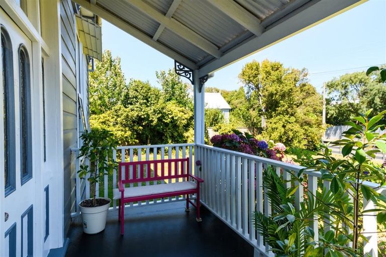 Photo of property in 30 Signal Street, Marton, 4710